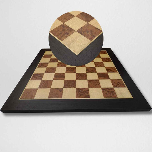 Tablero de Ajedrez de Madera 55x55 cm – Borde Ébano Catedral, Casillas de Sicomoro y Raíces